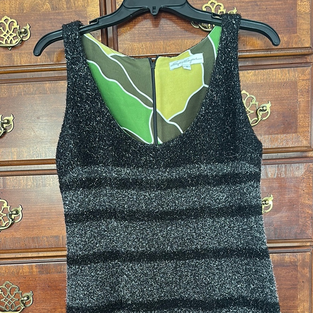 Black and Gray Women's Top
